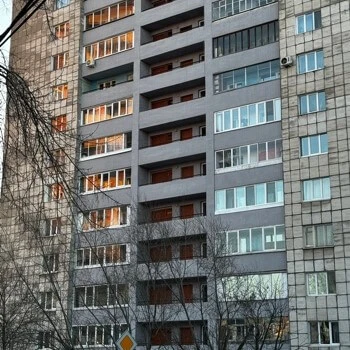 14-этажный дом облицованный плиткой брежневского типа