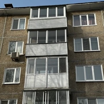 остекленные пластиковые балконы
