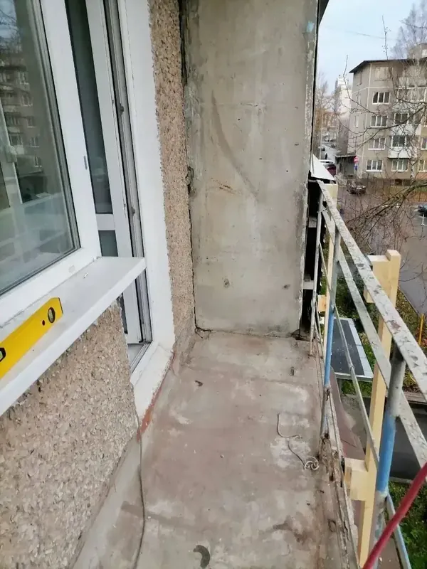 Лоджия до остекления и отделки