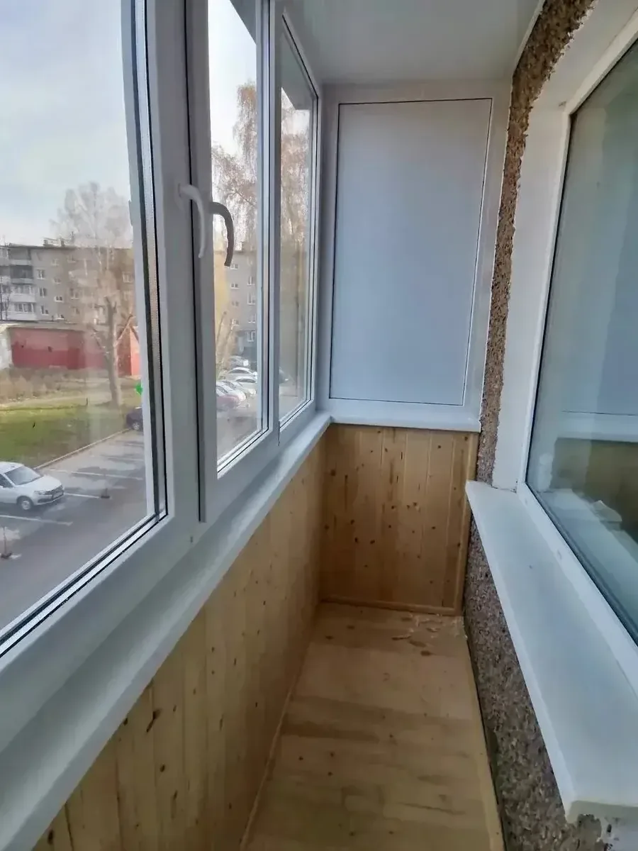 Внутренняя отделка балкона вагонкой
